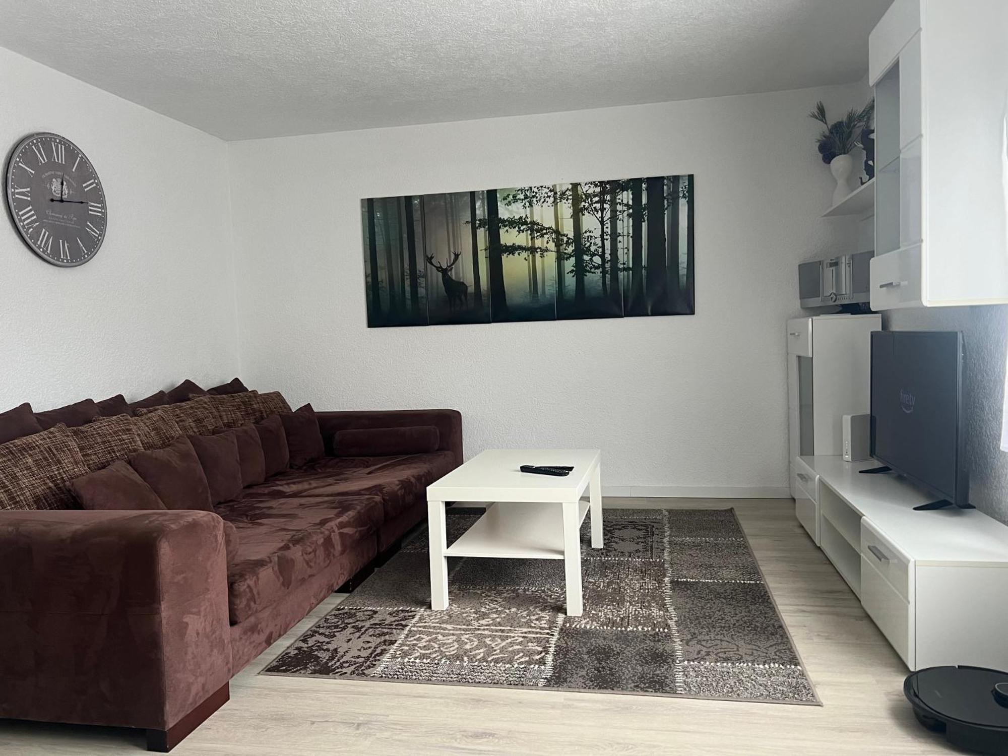 Moderne Helle 2,5 Zimmer Wohnung Mit Grossem Bad Und Kueche In טרוסינגן מראה חיצוני תמונה