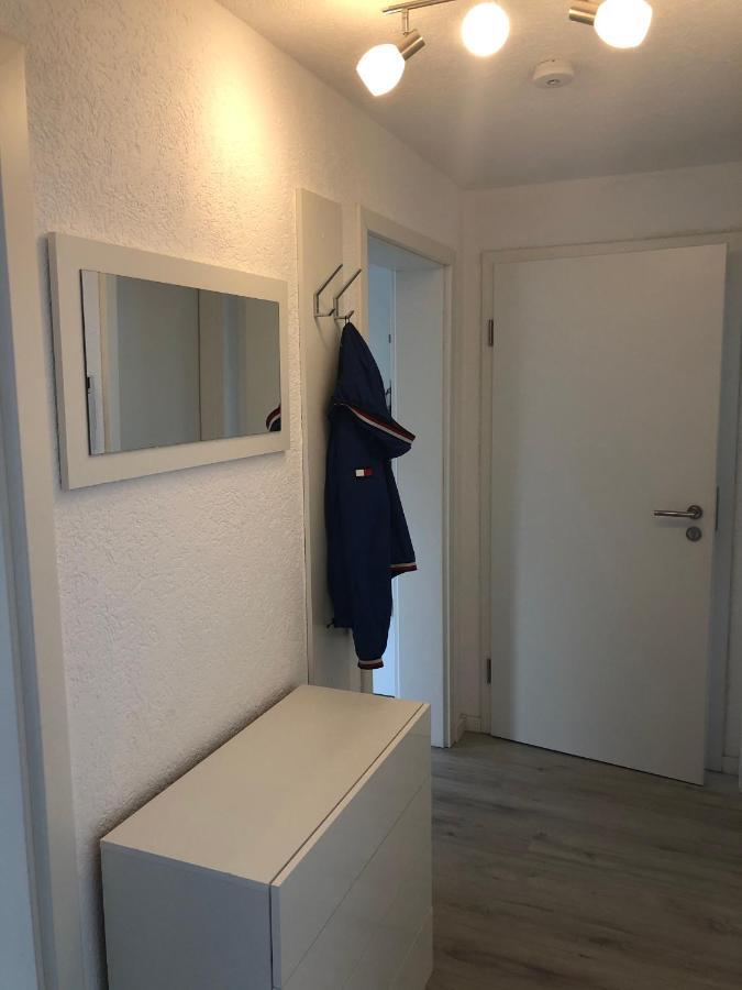 Moderne Helle 2,5 Zimmer Wohnung Mit Grossem Bad Und Kueche In טרוסינגן מראה חיצוני תמונה